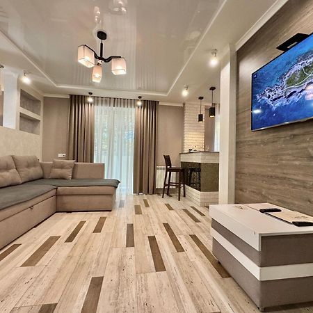 Apartpoltava Розкішна Студія З Кутовою Ванною, 1-Й Будинок Біля Корпусного Парку, Панорамний Балкон Екстериор снимка